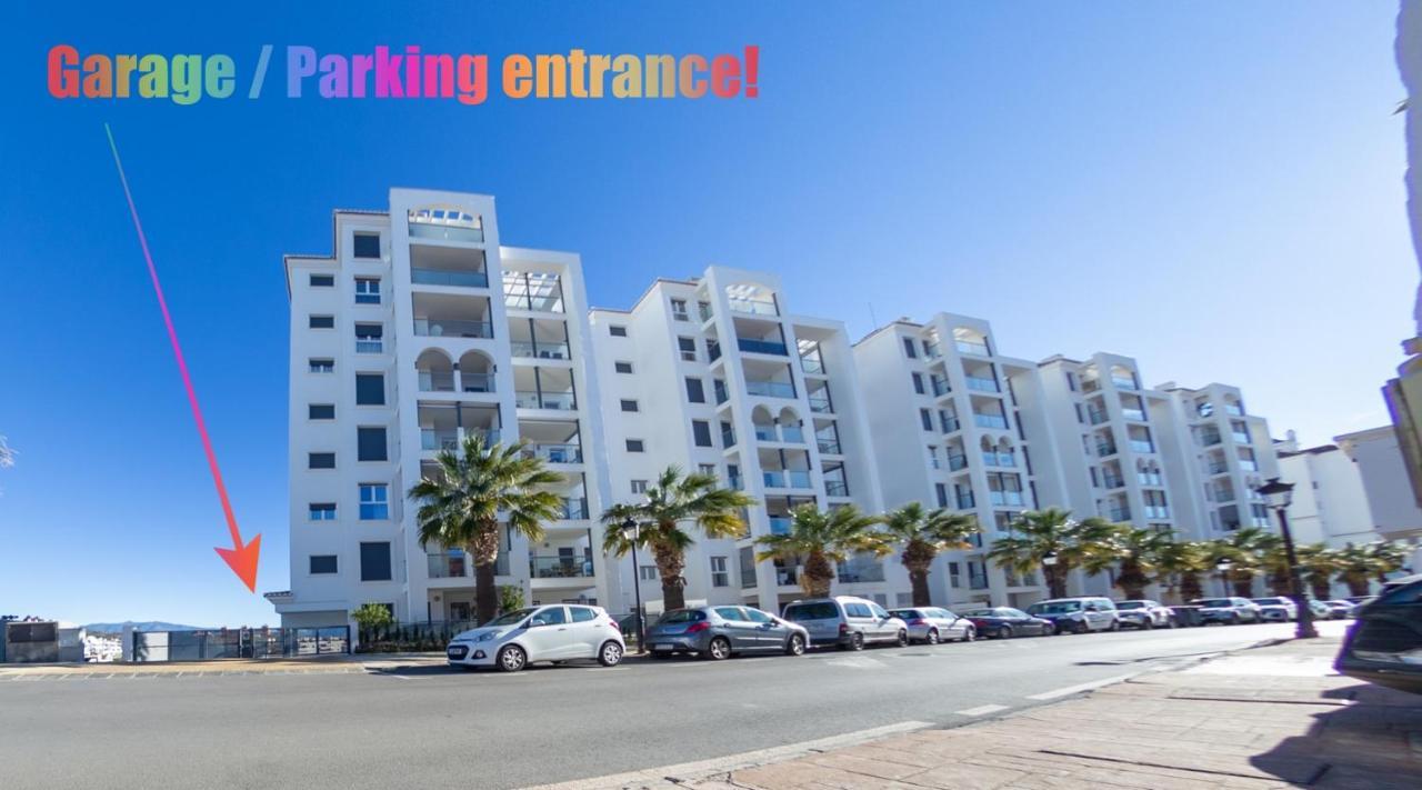 Lovely Apartment Centrally Located In Estepona Exterior foto